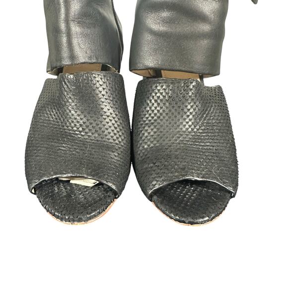 Louise et Cie Lo-Katlin Black Leather Heeled Sandals 8.5M Open Toe Bow Cutout - Picture 2 of 12